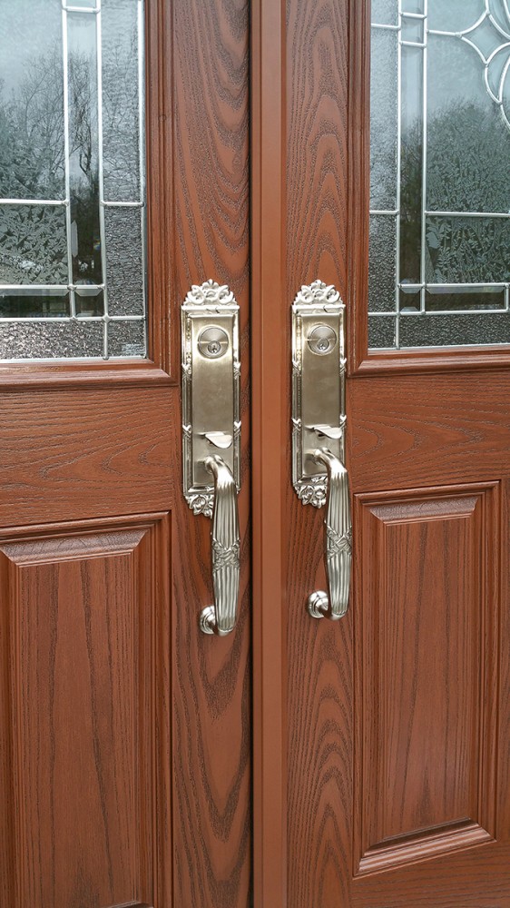 Photo By Crystal Exteriors LLC. 
