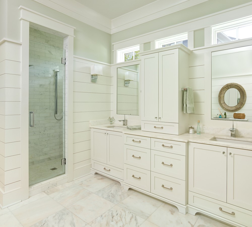 Photo By Structures Building Company. Custom Home Portfolio