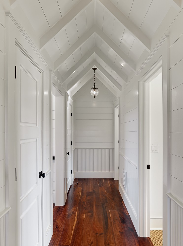 Photo By Structures Building Company. Custom Home Portfolio
