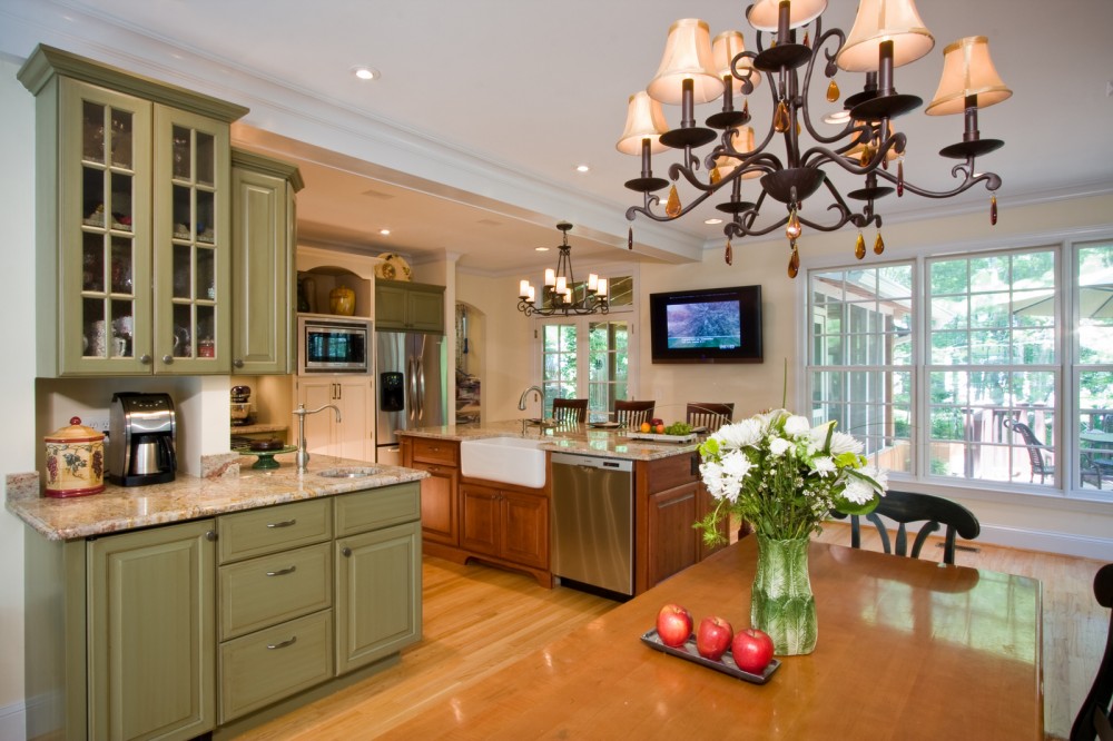 Photo By Golden Rule Creative Remodel. I Love Paris Kitchen