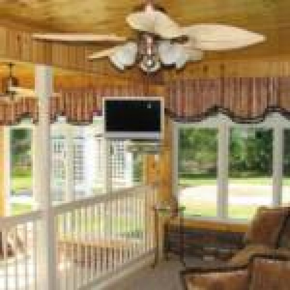 Photo By Ron Sirolli Construction. Renovations