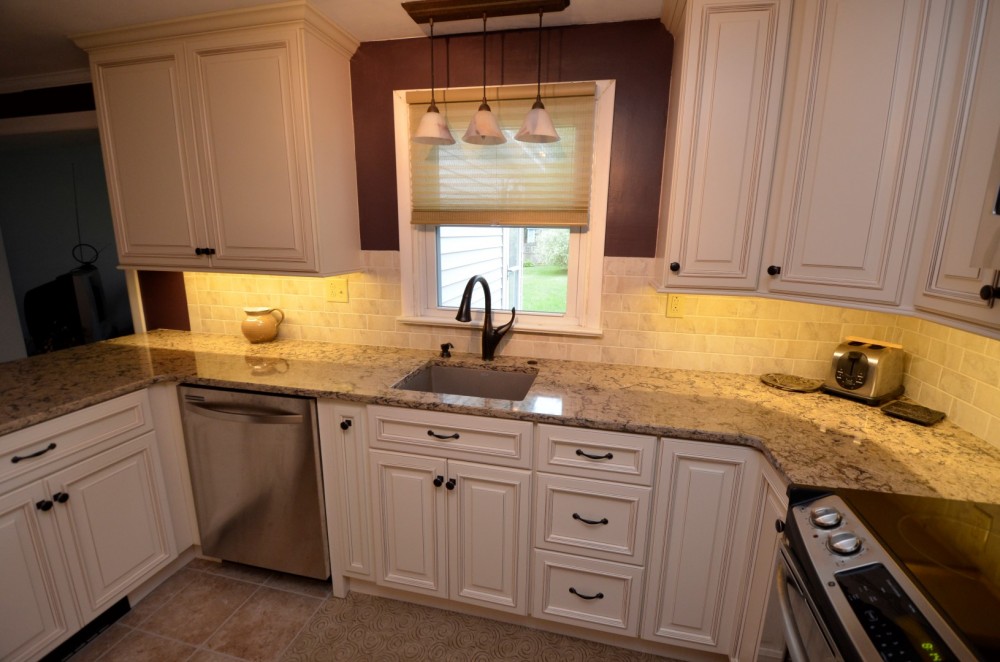 Photo By Volpe Enterprises, Inc.. Kitchens