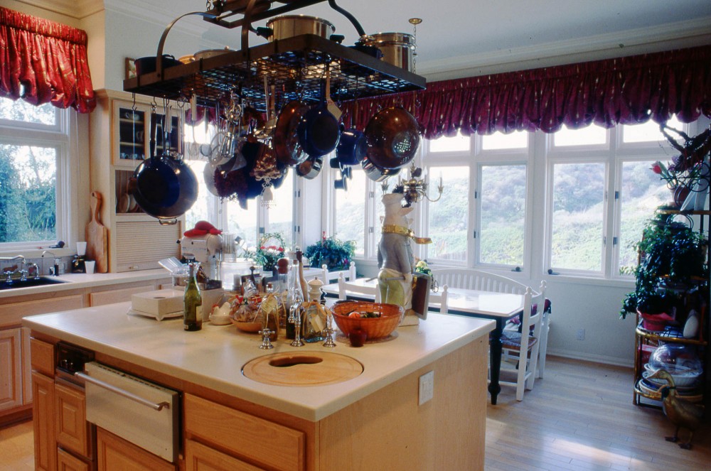 Photo By Danilo Nesovic, Designer Builder. Kitchen