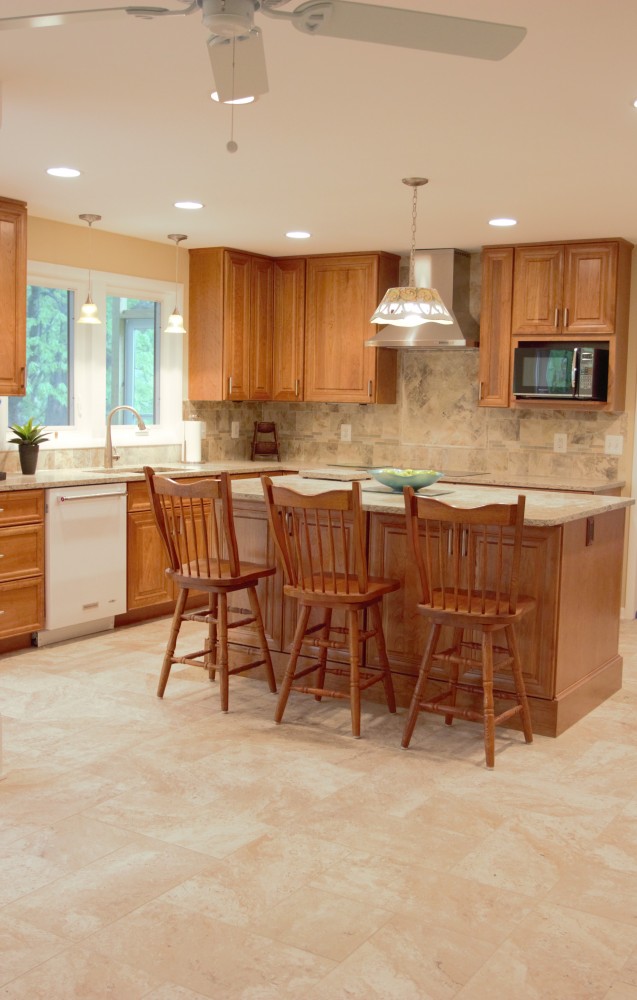 Photo By Bianco Renovations. 