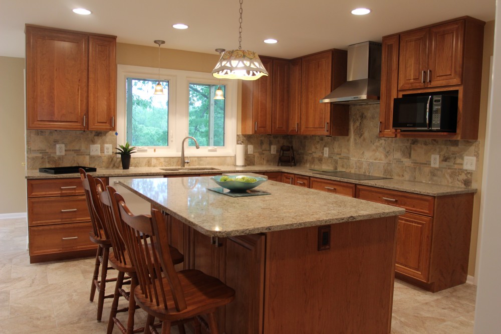 Photo By Bianco Renovations. 