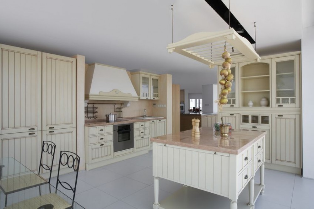Photo By Remodel STL LLC. Kitchen Remodeling & Design In Saint Louis