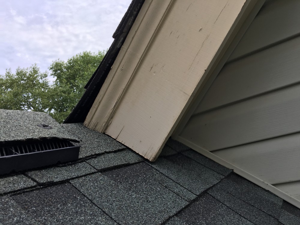 Photo By Shiner Exteriors. 