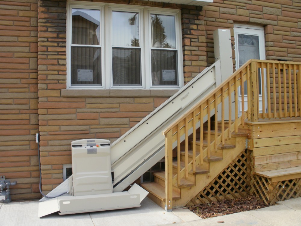 Photo By Extended Home Living Services (EHLS) & To The Top Home Elevators. Inclined Platform Lifts