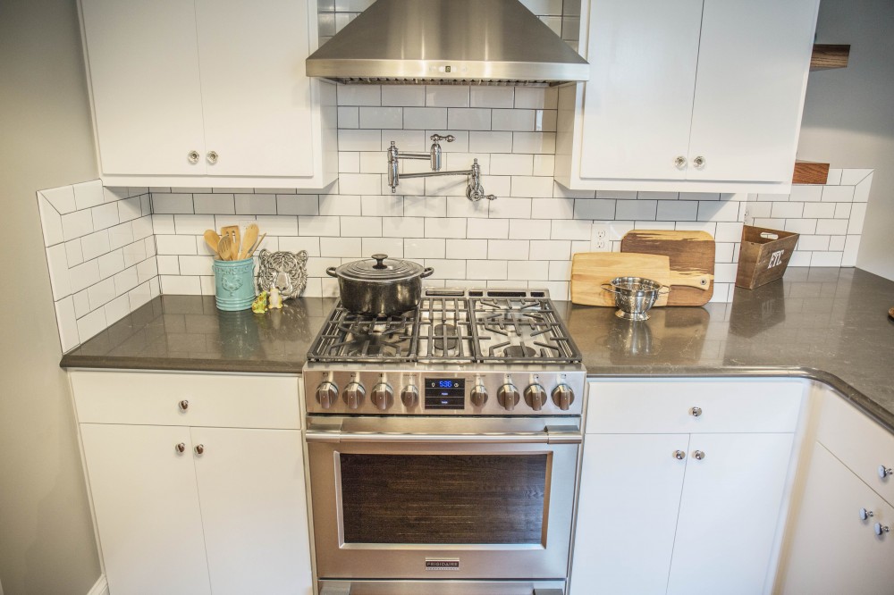 Photo By Ashley's Building And Construction, LLC. Broadmoor Cottage Kitchen 