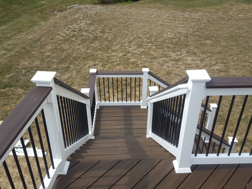 Photo By American Exteriors & Masonry. Deck And Screened Room In Chantilly, VA