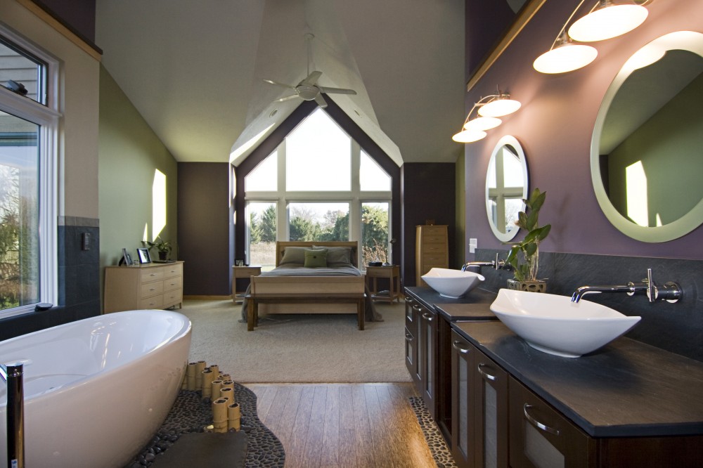 Photo By DBK GGR. Amazing Master Suite