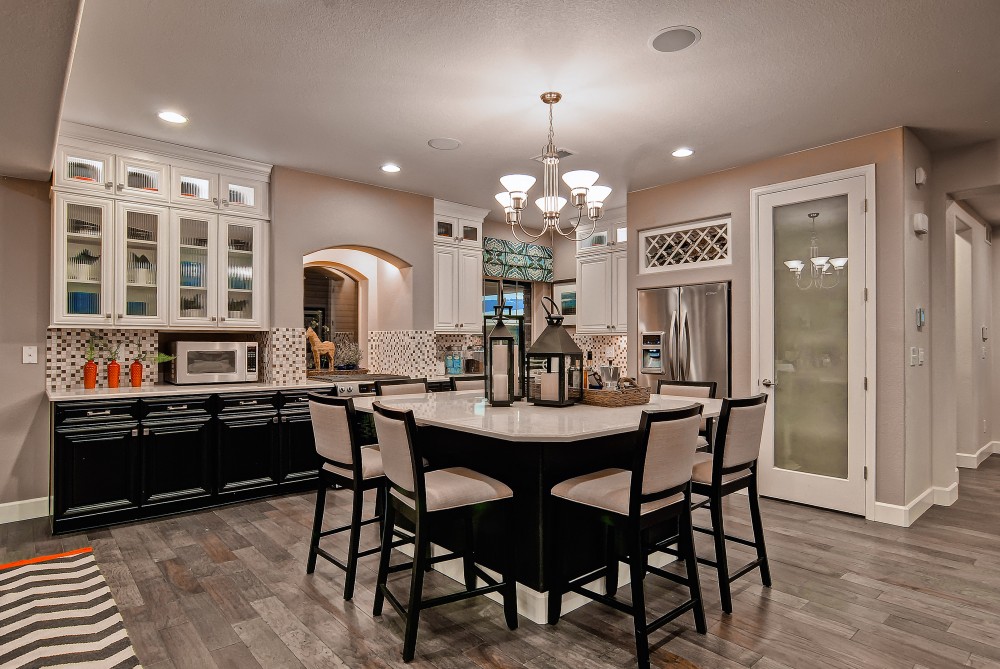 Photo By Oakwood Homes. Colorado Collection
