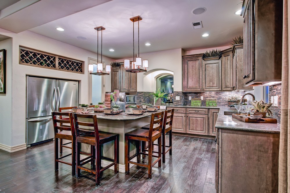 Photo By Oakwood Homes. Colorado Collection