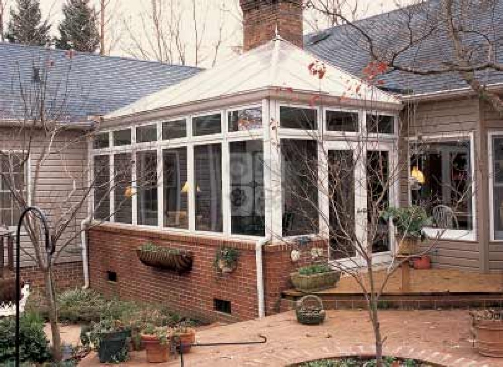 Photo By Bee Window, Inc.. Sunrooms