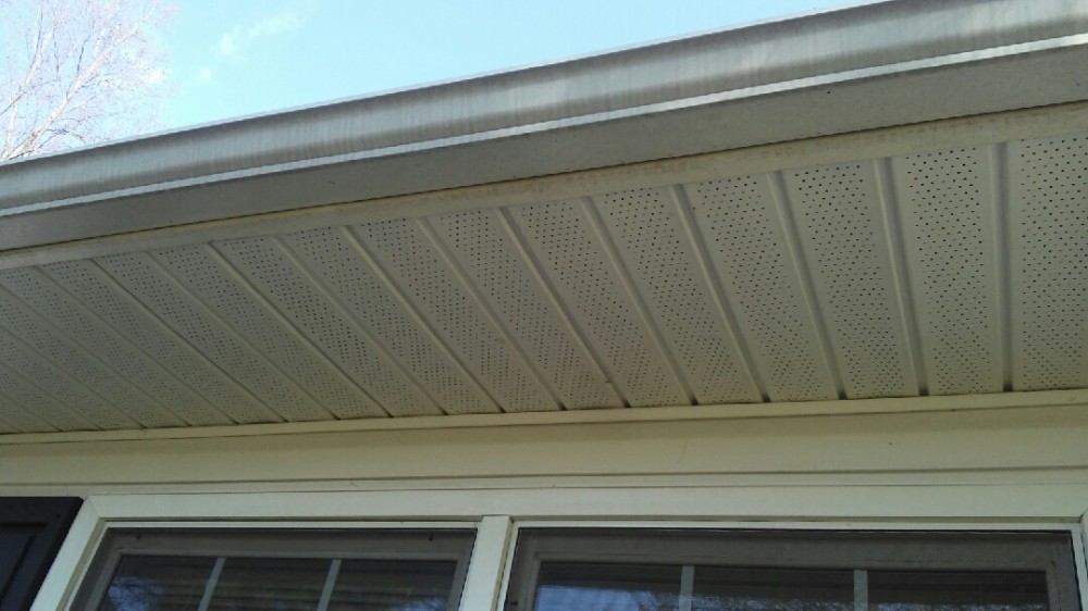 Photo By Skywalker Roofing. 