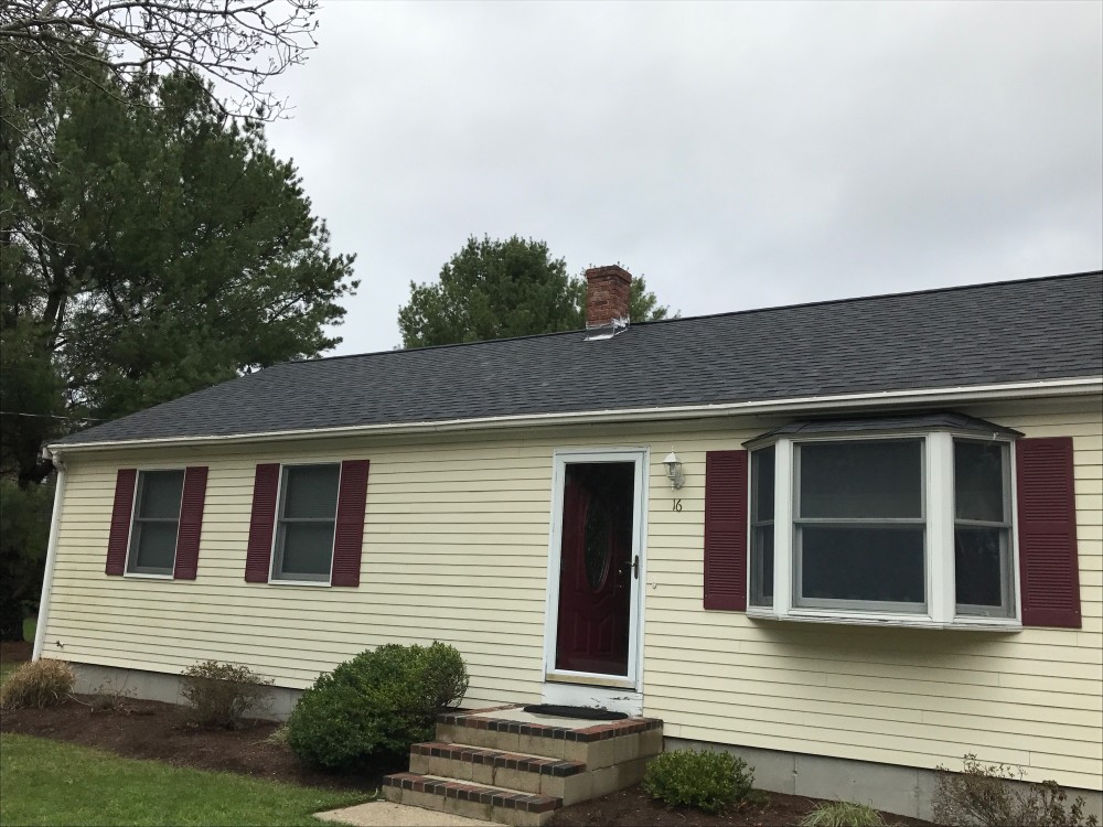 Photo By Beantown Home Improvements. Owens Corning Roof In Onyx Black