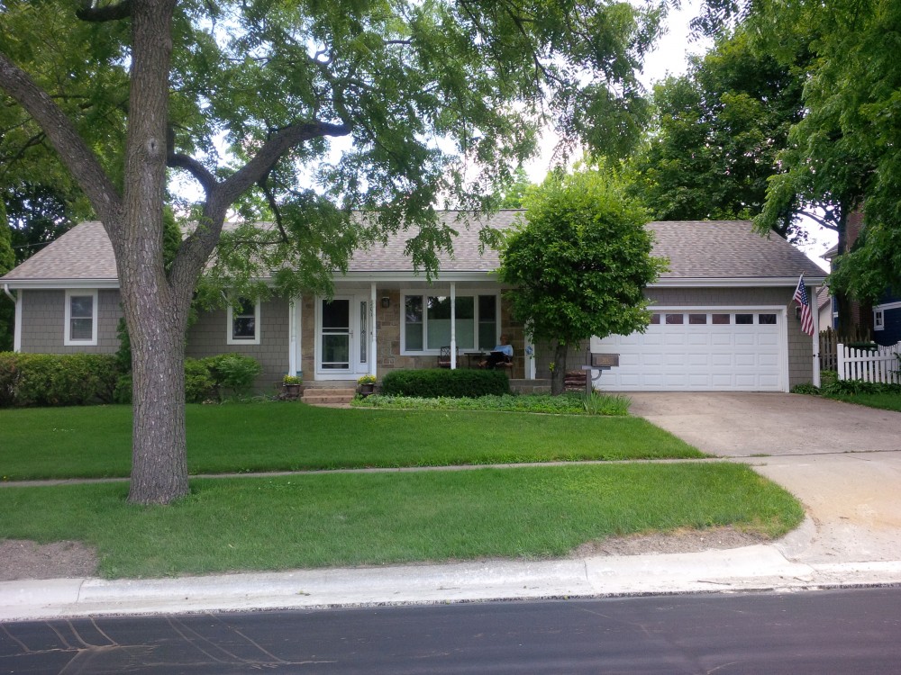 Photo By Chicagoland Builders. 