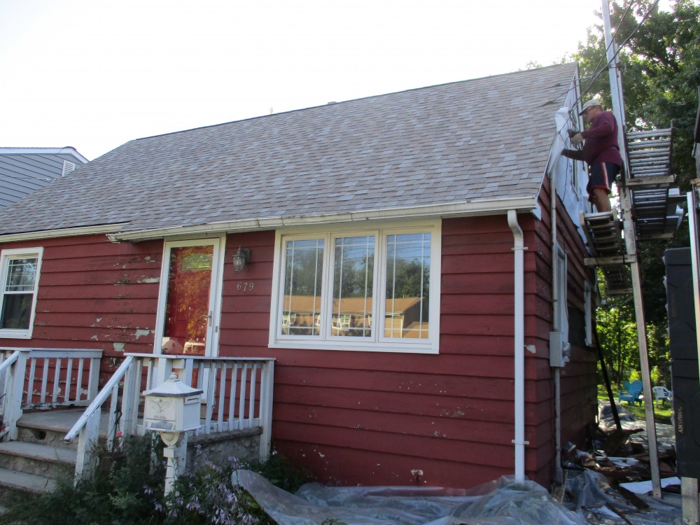 Photo By Valiant Home Remodelers. 