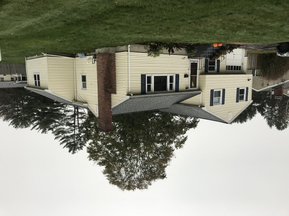 Photo By Advanced Roofing, Siding, & Windows. 