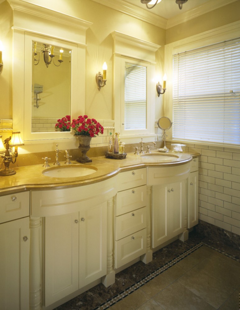 Photo By Sylvestre Construction Inc. Bathrooms