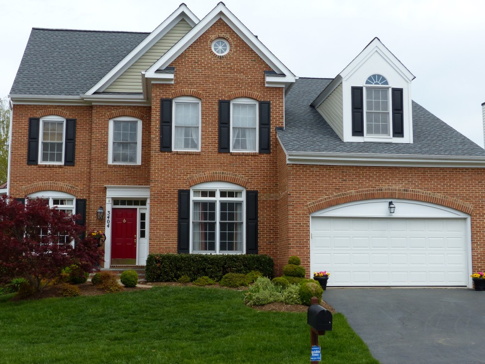 Photo By Sunshine Contracting. Roofing