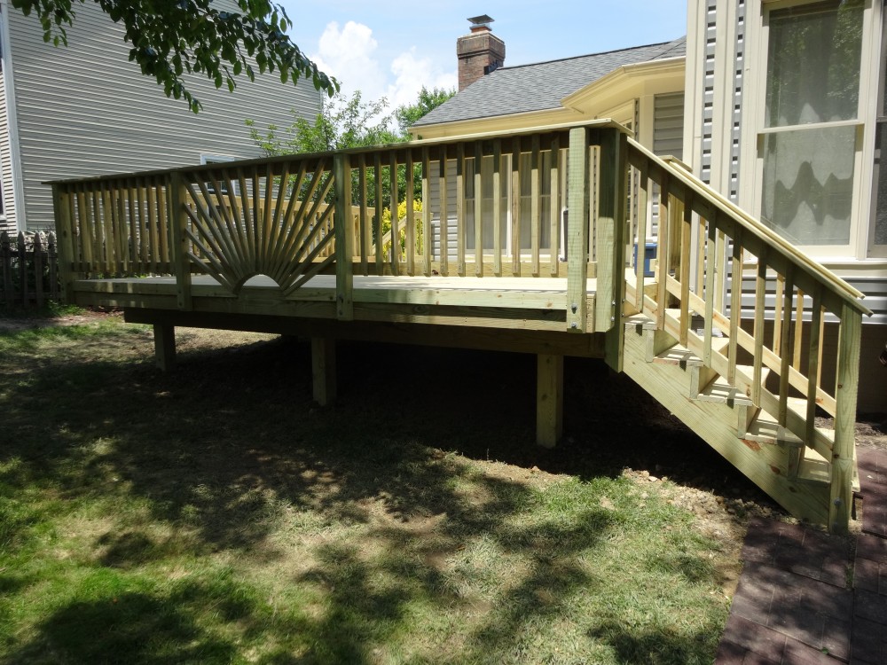 Photo By Sunshine Contracting. Decks & Porches