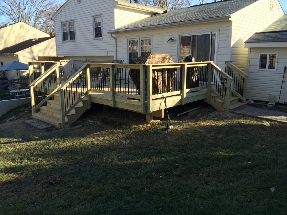 Photo By Sunshine Contracting. Decks & Porches