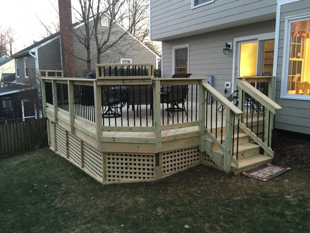 Photo By Sunshine Contracting. Decks & Porches