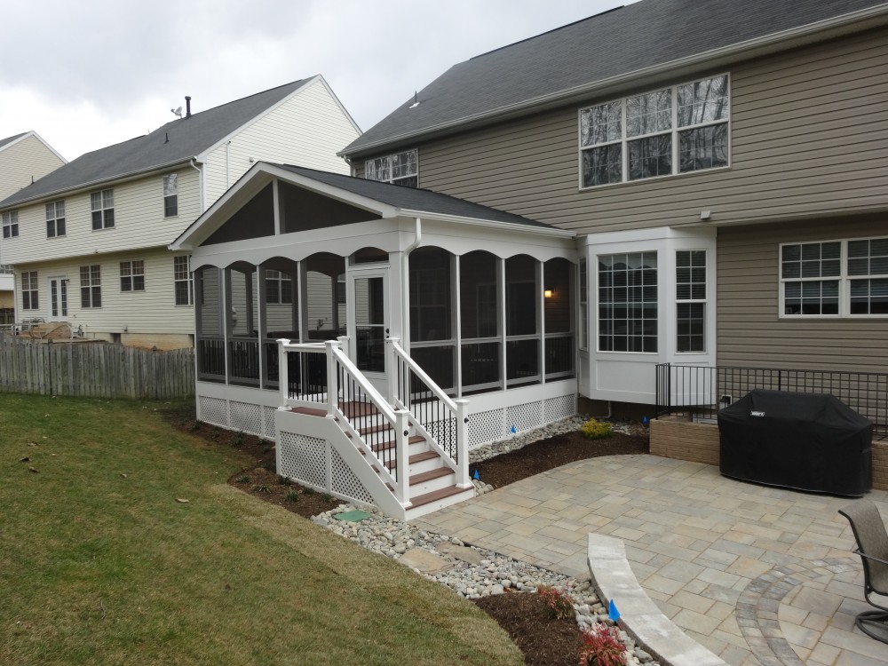 Photo By Sunshine Contracting. Decks & Porches