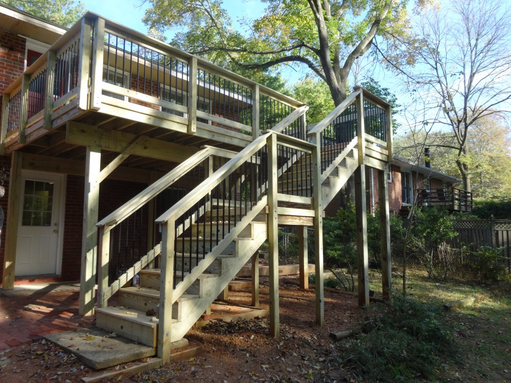 Photo By Sunshine Contracting. Decks & Porches