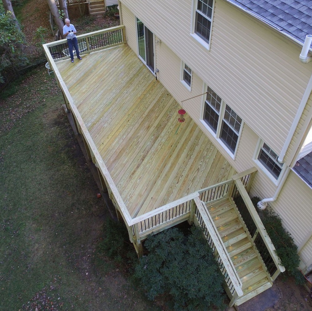 Photo By Sunshine Contracting. Decks & Porches