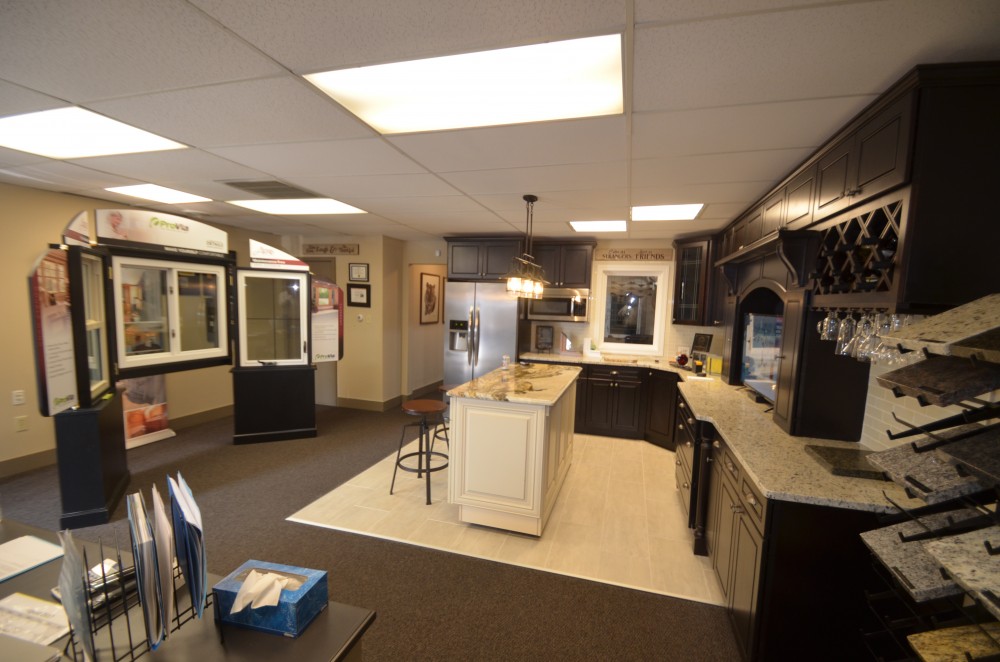 Photo By Window & Door Designs. 