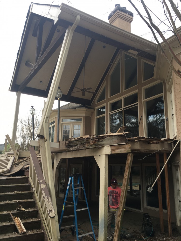 Photo By Insulated Wall Systems, Inc. Collapasing Deck
