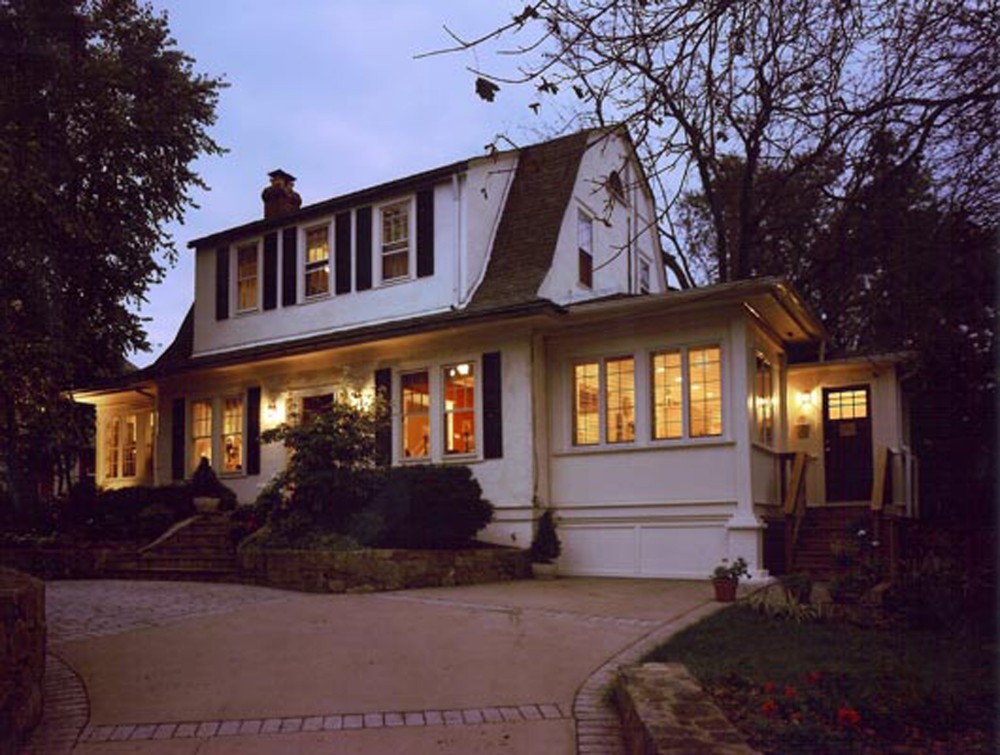 Photo By Merrill Contracting & Remodeling. 
