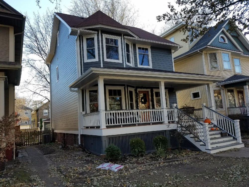 Photo By Chicagoland Builders. 