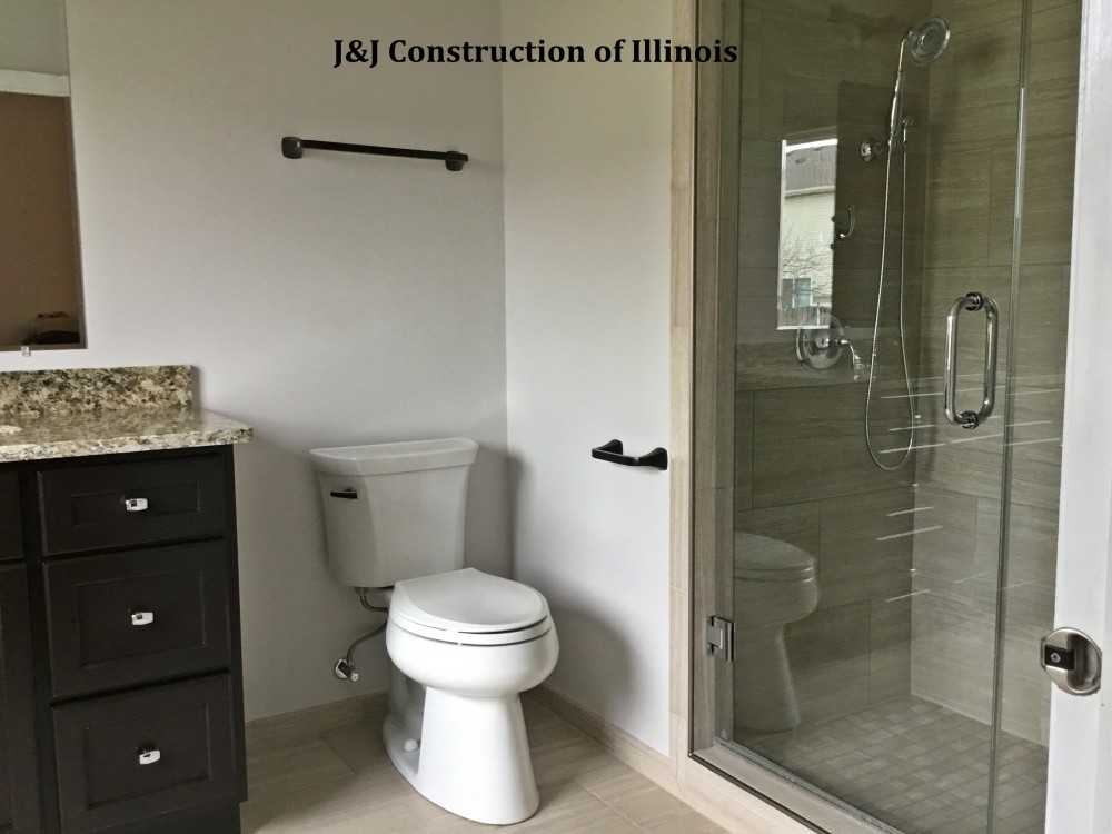 Photo By J&J Construction. 