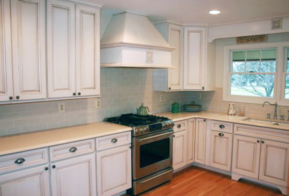 Photo By Lensis Builders Inc. Kitchens 01