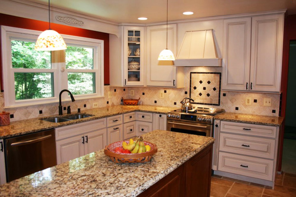 Photo By Lensis Builders Inc. Kitchens 02