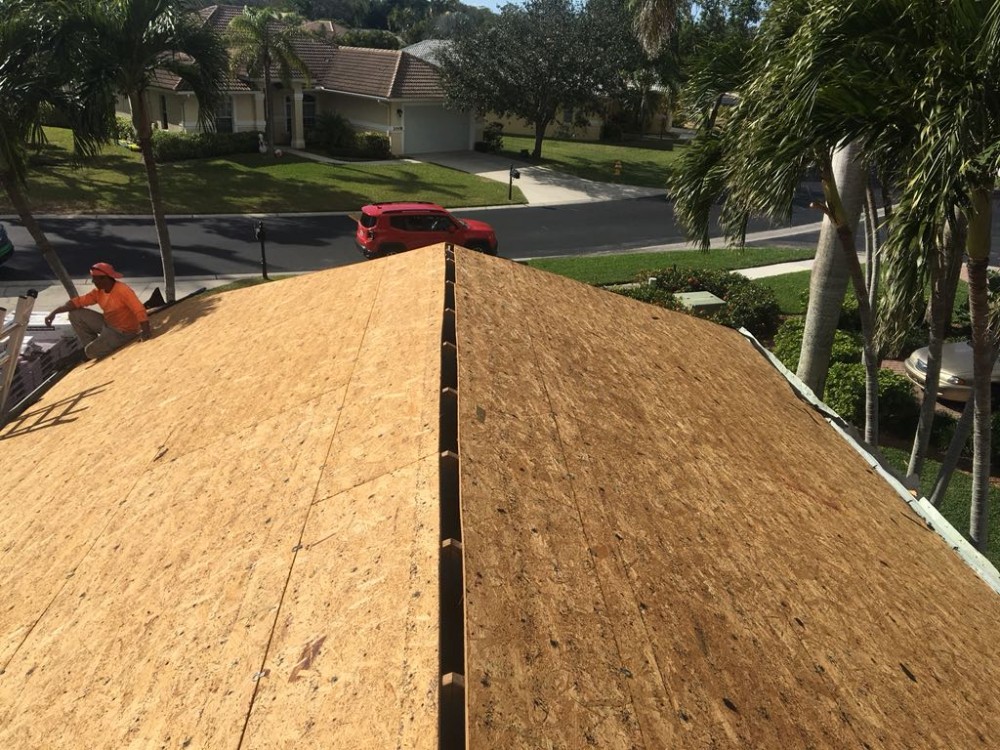 Photo By Kaiser Siding & Roofing LLC. 2027 Timberline Drive Naples, FL 