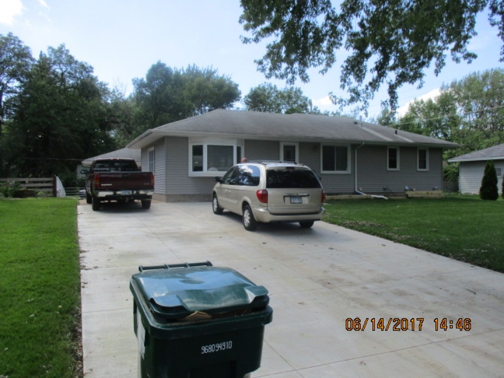 Photo By Advantage Construction Inc. BEFORE & AFTER 1