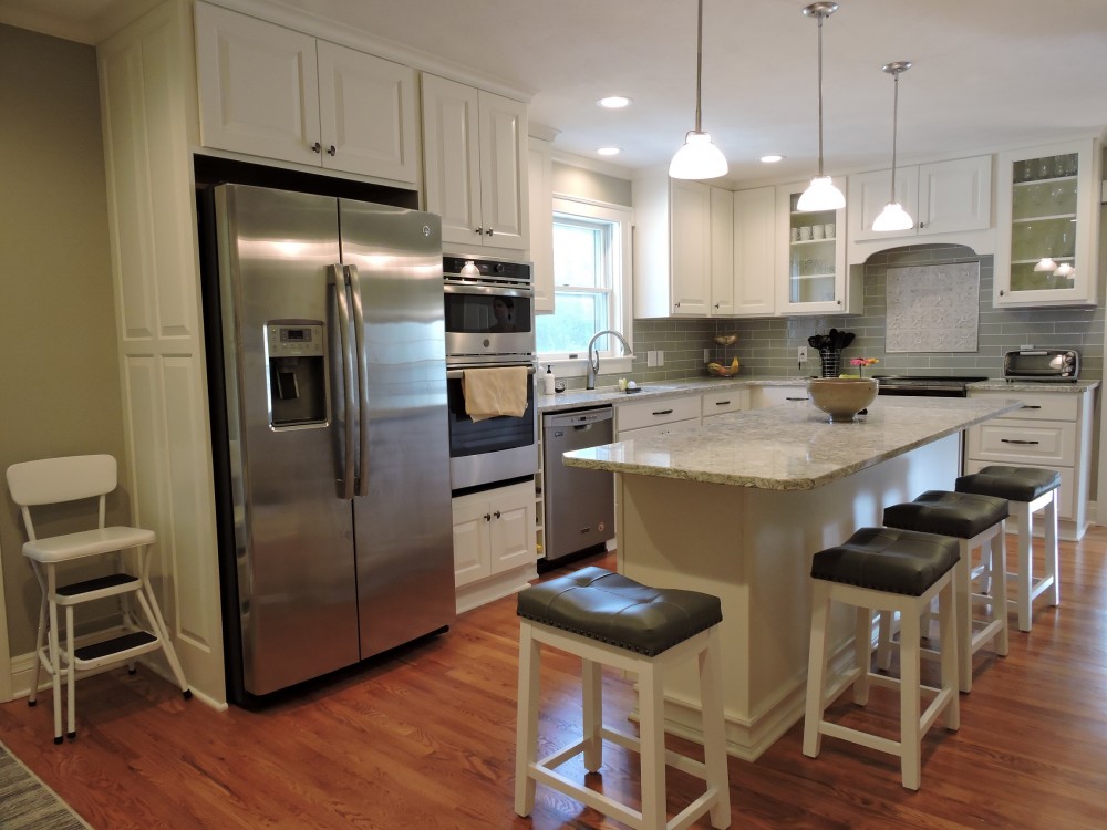 Photo By Willet Construction, Inc.. Kitchens