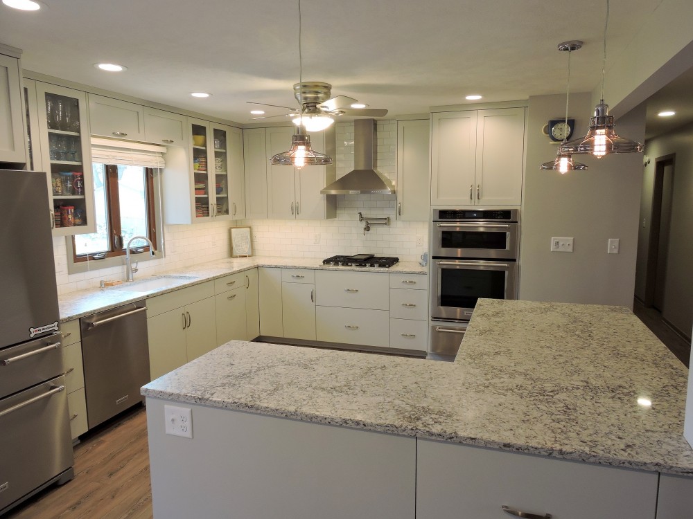 Photo By Willet Construction, Inc.. Kitchens