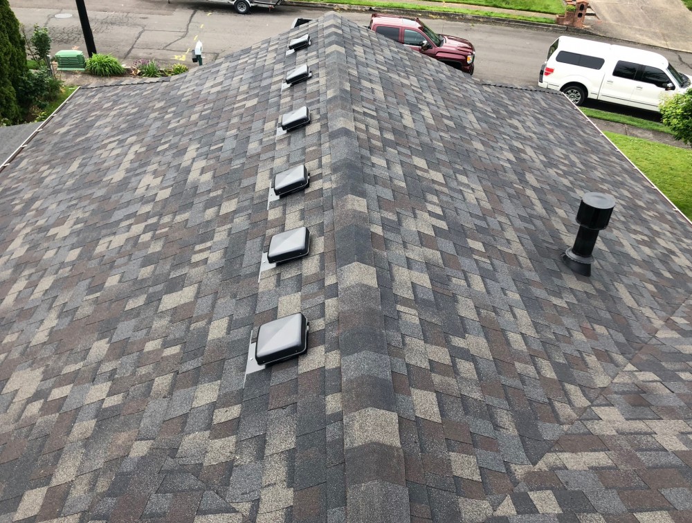 Photo By Klam Construction. Owens Corning - 2019 Color Of The Year - Black Sable