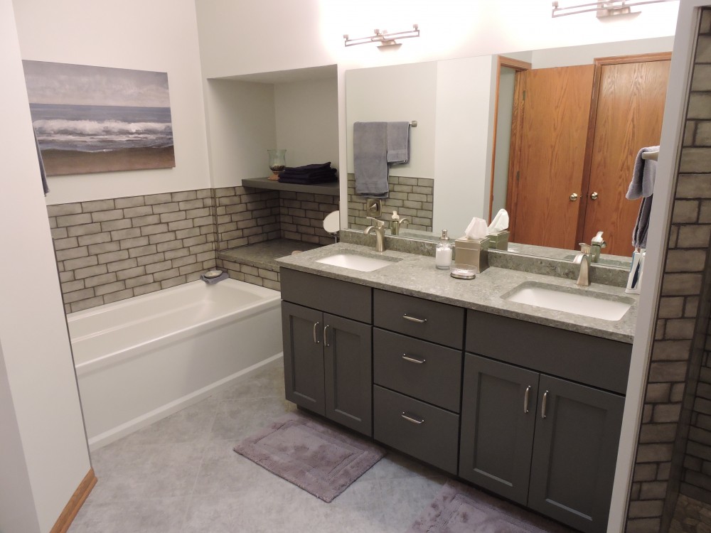 Photo By Willet Construction, Inc.. Master Bath Remodel