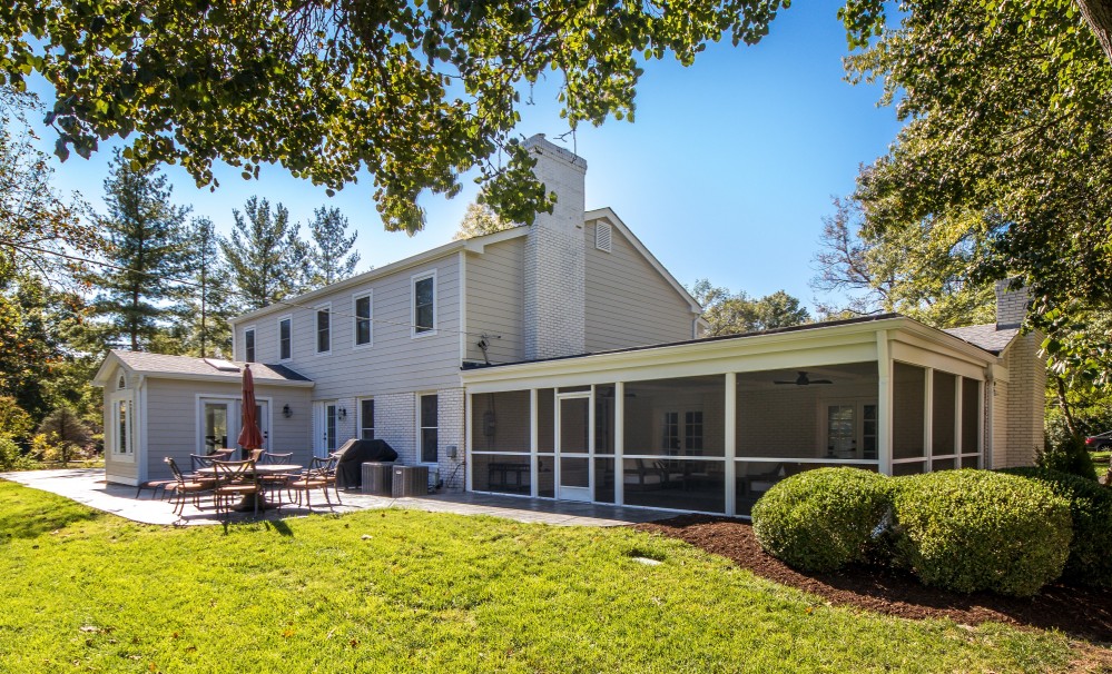 Photo By STL Siding Pros. James Hardie Siding In Cobblestone