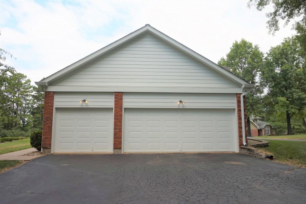 Photo By STL Siding Pros. Arctic White James Hardie Siding With James Hardie Arctic White Trim