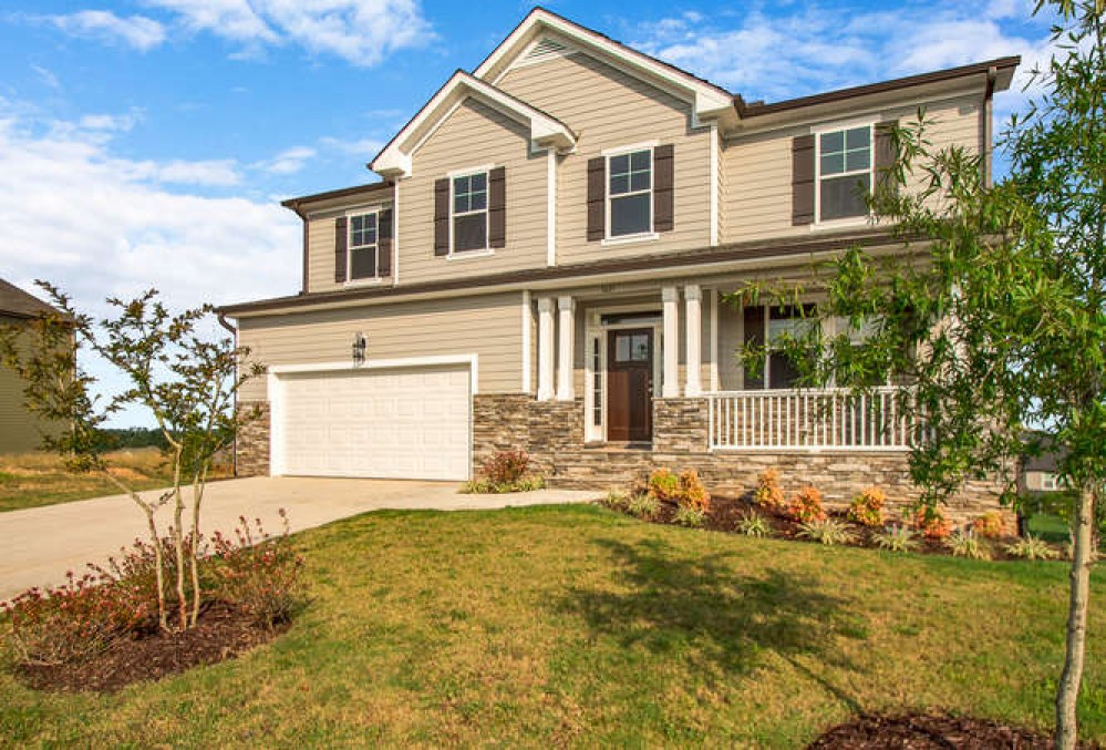 Photo By Ivey Residential. 