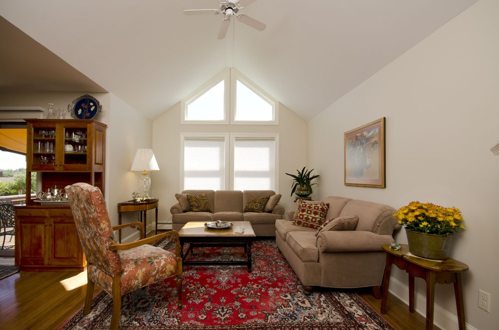 Photo By Northcape Design Build. 