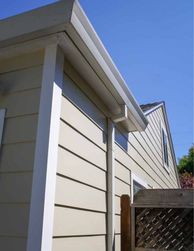 Photo By Cobex Construction Group. Siding 