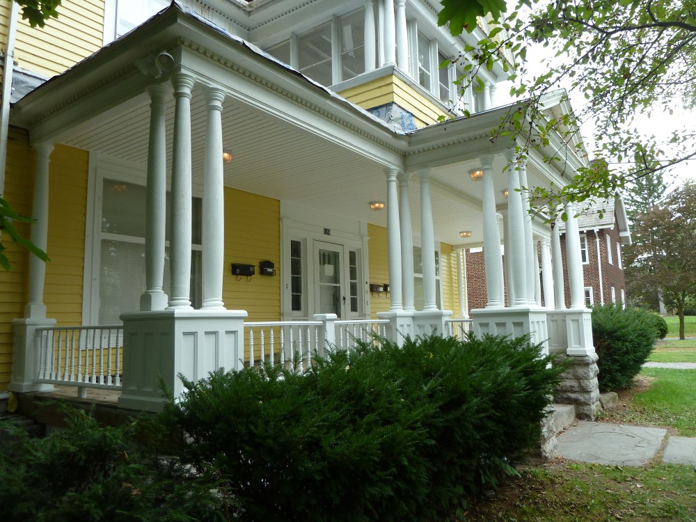 Photo By Petersen Cor Associates, LLC. Petersen Porches